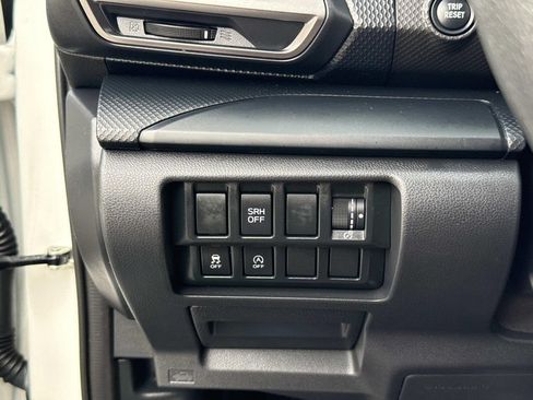 Used 2024 Subaru Forester AWD/4WD image 33