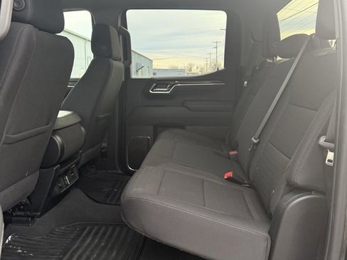 Used 2025 Chevrolet Silverado 1500 LT image 37