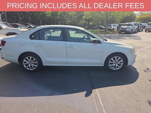 Used 2015 Volkswagen Jetta SE FWD image 12