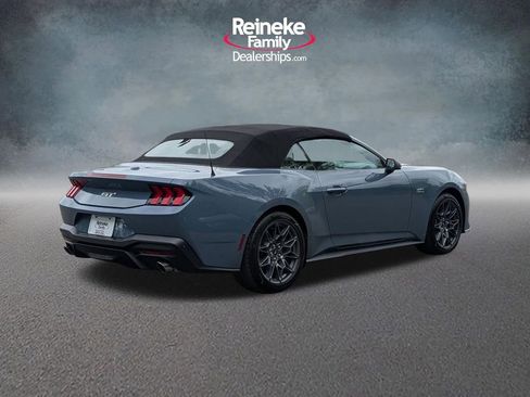 Used 2025 Ford Mustang GT Premium w/ GT Performance Package RWD image 5