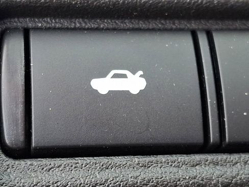 Used 2025 Nissan Altima 2.5 SV w/ SV Special Edition Package image 25