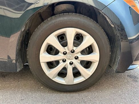 Used 2024 Toyota Corolla LE FWD image 40