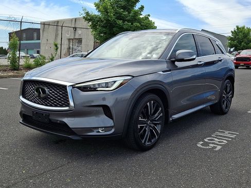 Used 2023 INFINITI QX50 Sensory AWD/4WD image 3
