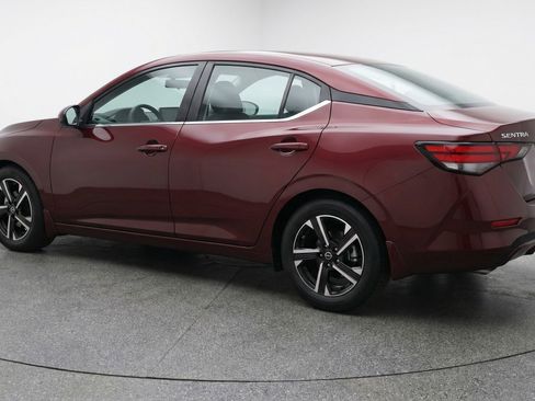 Used 2025 Nissan Sentra SV FWD image 6