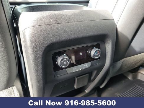 New 2025 Chevrolet Traverse Z71 w/ Enhanced Driving Package image 26