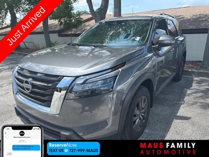 Certified 2024 Nissan Pathfinder SV