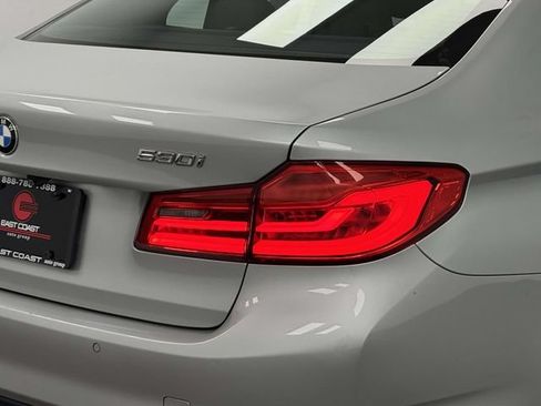 Used 2019 BMW 530i xDrive w/ Convenience Package AWD/4WD image 21