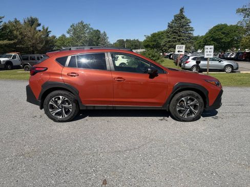 Used 2024 Subaru Crosstrek 2.0i Premium AWD/4WD image 6