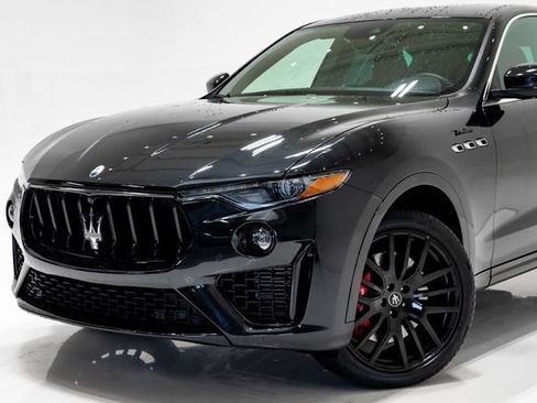 Used 2024 Maserati Levante Modena Ultima AWD/4WD image 2