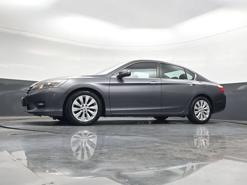 Used 2015 Honda Accord EX-L image 41