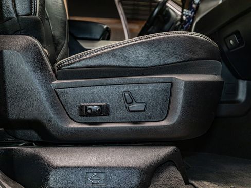 Used 2019 RAM 2500 Laramie AWD/4WD image 25