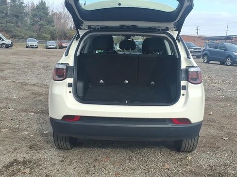 Used 2018 Jeep Compass Sport image 8