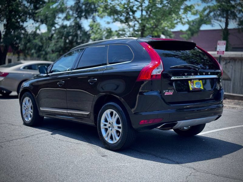 Used 2016 Volvo XC60 T5 Premier FWD image 5