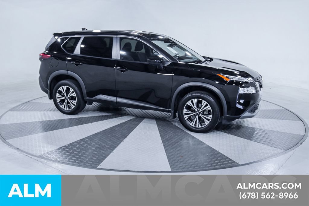 Used 2023 Nissan Rogue SV FWD image 13