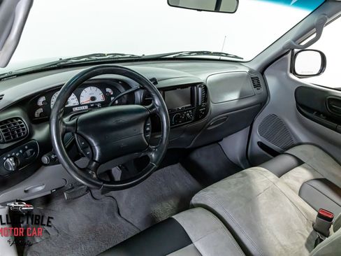 Used 2000 Ford F150 Lightning image 3