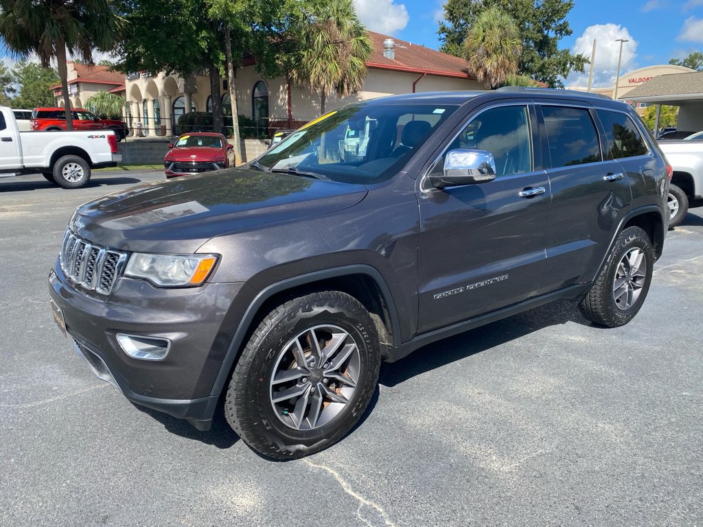 Used 2019 Jeep Grand Cherokee Limited AWD/4WD image 1