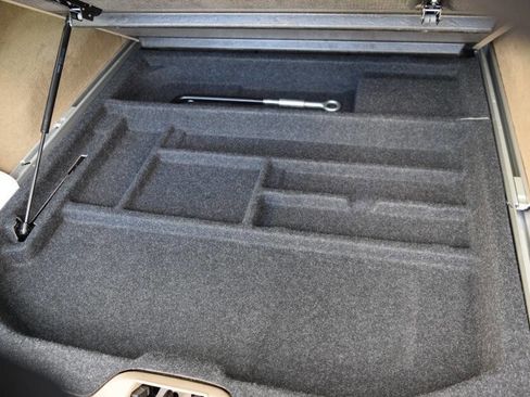 Used 2011 Volvo XC70 3.2 w/ Premium Pkg image 76