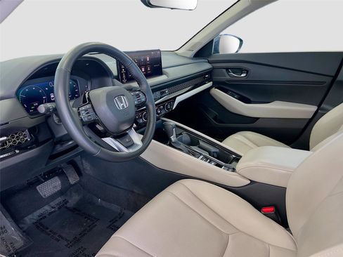 Certified 2025 Honda Accord Touring image 12