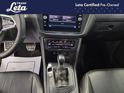 Used 2022 Volkswagen Tiguan SE R-Line FWD image 11