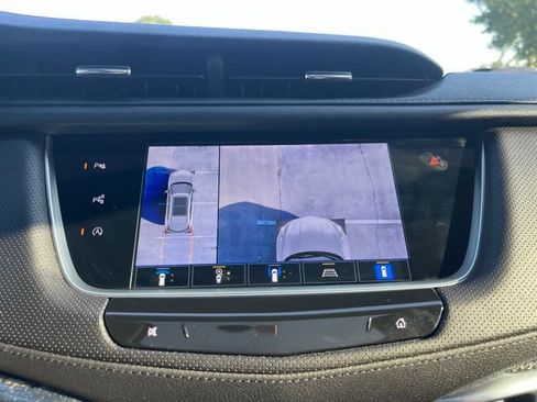 Certified 2025 Cadillac XT5 Sportv w/ Technology Package AWD/4WD image 30