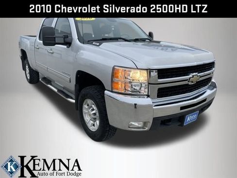 Used 2010 Chevrolet Silverado 2500 LTZ w/ Convenience Package image 9