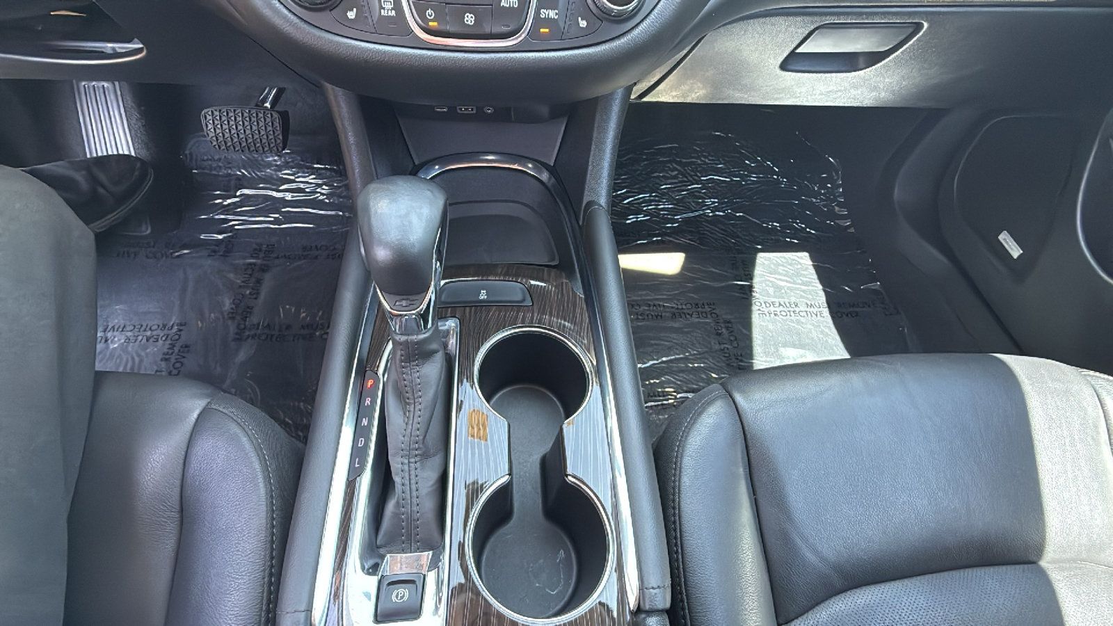 Used 2023 Chevrolet Malibu LT FWD image 15