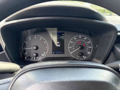 Used 2025 Toyota Corolla LE FWD image 13