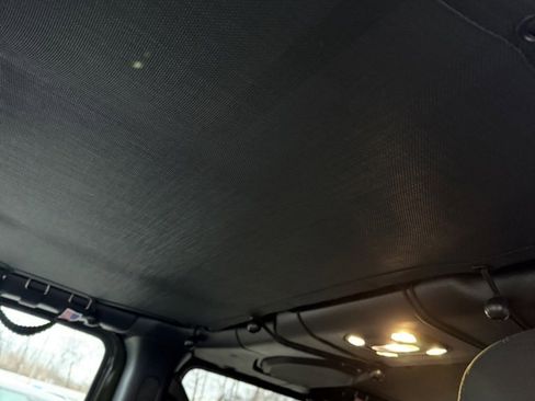 Used 2021 Jeep Wrangler Unlimited Rubicon image 13