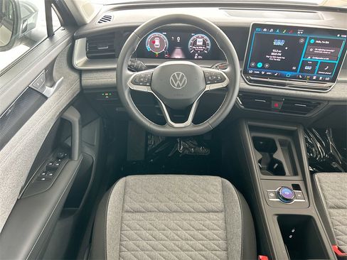 New 2025 Volkswagen Tiguan S image 40