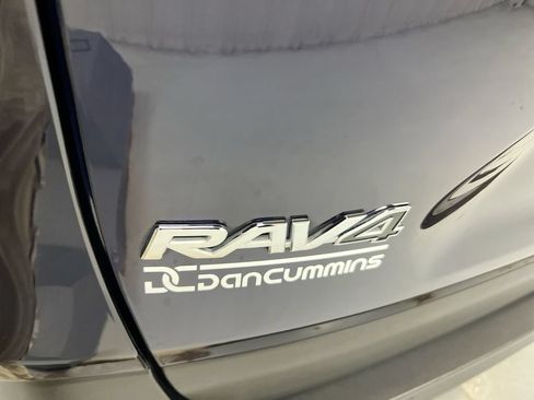 Used 2024 Toyota RAV4 XLE FWD image 25