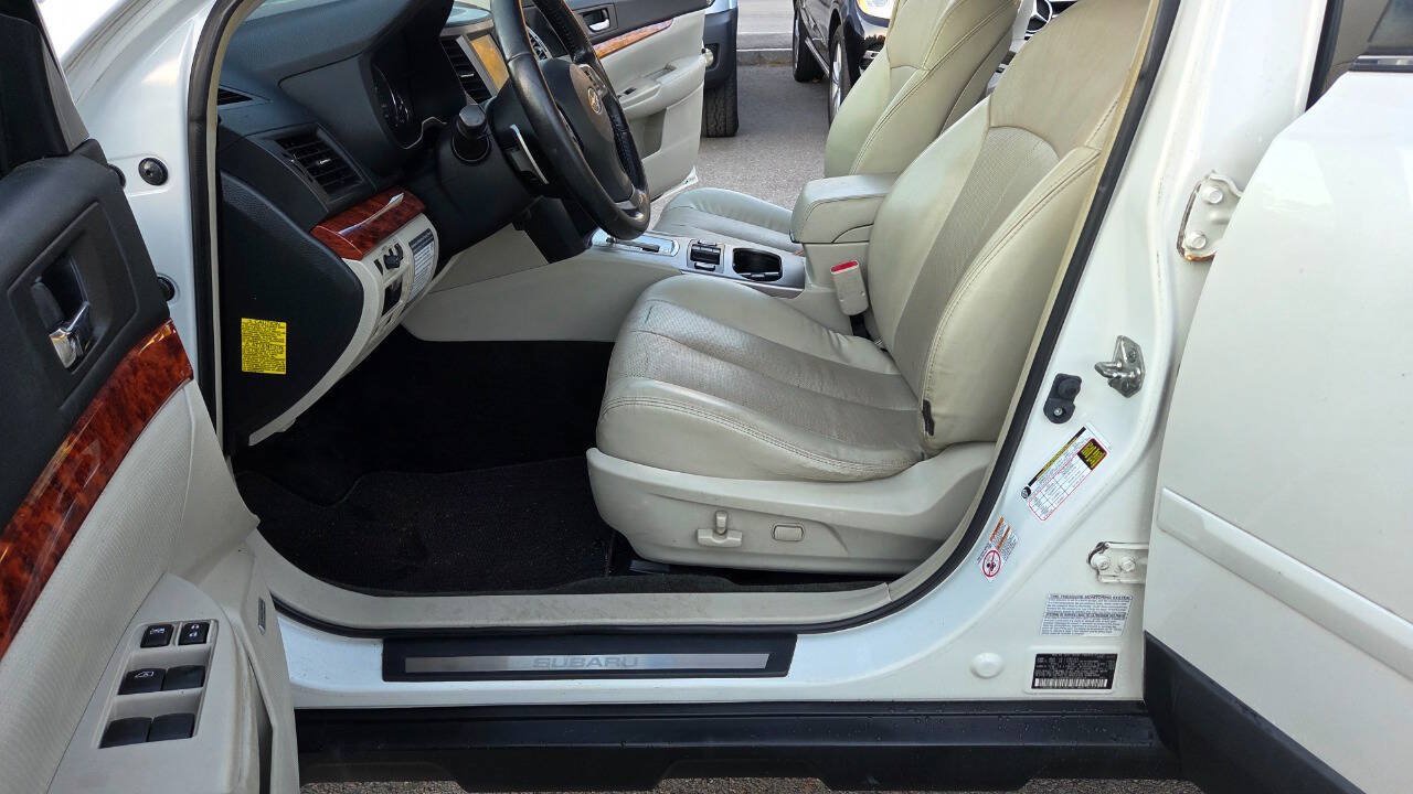 Used 2012 Subaru Outback 2.5i Limited AWD/4WD image 25