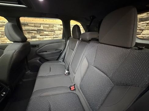 Used 2025 Subaru Forester Premium w/ Convenience Package #1 AWD/4WD image 30