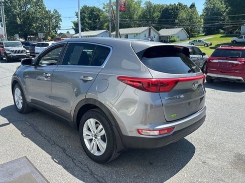 Used 2018 Kia Sportage LX FWD image 4
