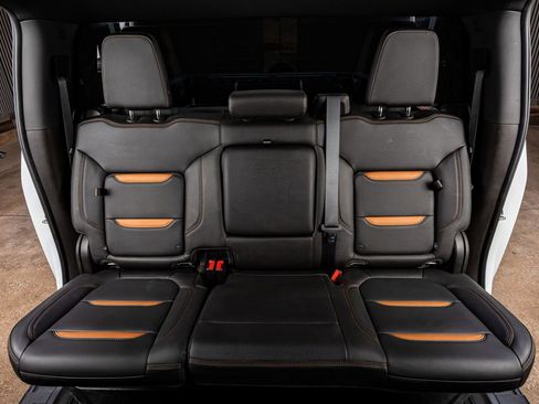 Used 2021 GMC Sierra 2500 AT4 w/ Gooseneck/5TH Wheel Package image 35