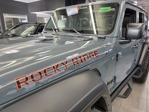 New 2025 Jeep Wrangler Unlimited Sport image 7