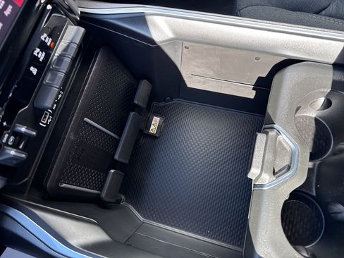 Used 2025 RAM 1500 Big Horn image 23