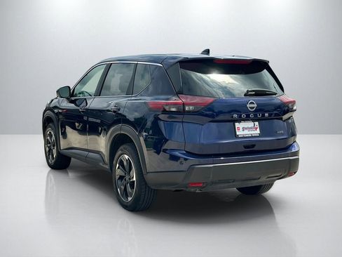 Used 2025 Nissan Rogue SV image 7