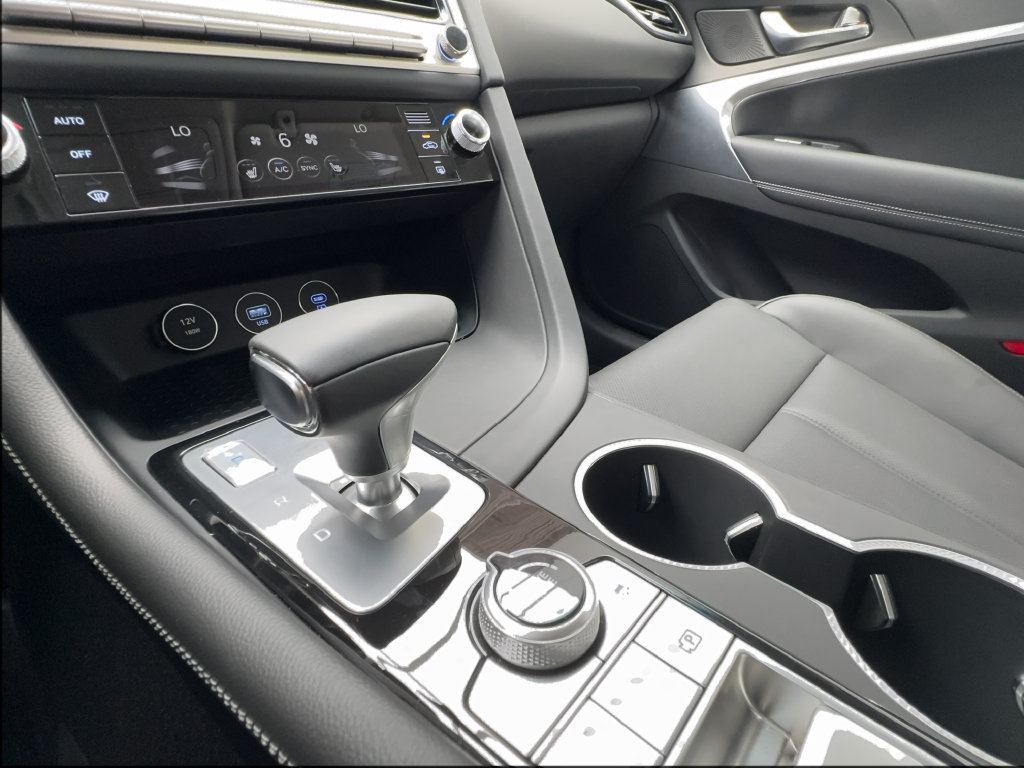Used 2026 Genesis G70 2.5T RWD image 46
