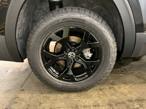 New 2026 Volkswagen Atlas Peak Edition AWD/4WD image 30