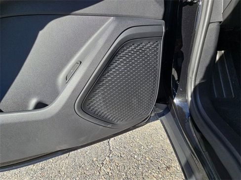 New 2026 Chevrolet Traverse LT w/ Midnight/Sport Edition image 25