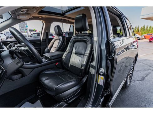 Used 2022 Lincoln Aviator Reserve w/ Elements Package Plus image 8