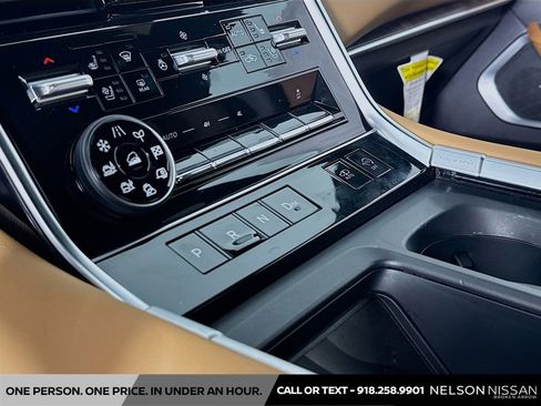 New 2025 Nissan Armada Platinum Reserve image 17