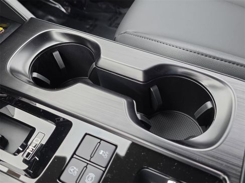 New 2026 Subaru Outback Premium image 28