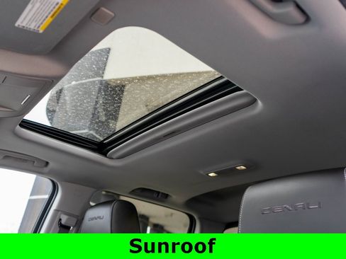 Used 2018 GMC Sierra 1500 Denali w/ Denali Ultimate Package image 12