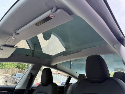 Used 2026 Tesla Model 3 RWD image 27