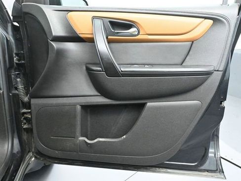 Used 2014 Chevrolet Traverse LT w/ All-Star Edition image 42