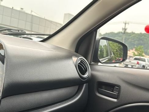 Used 2024 Mitsubishi Mirage G4 ES FWD image 18