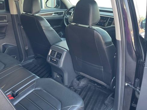 Used 2018 Volkswagen Atlas SEL Premium AWD/4WD image 19
