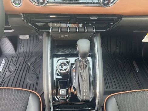 New 2026 GMC Canyon AT4 image 11