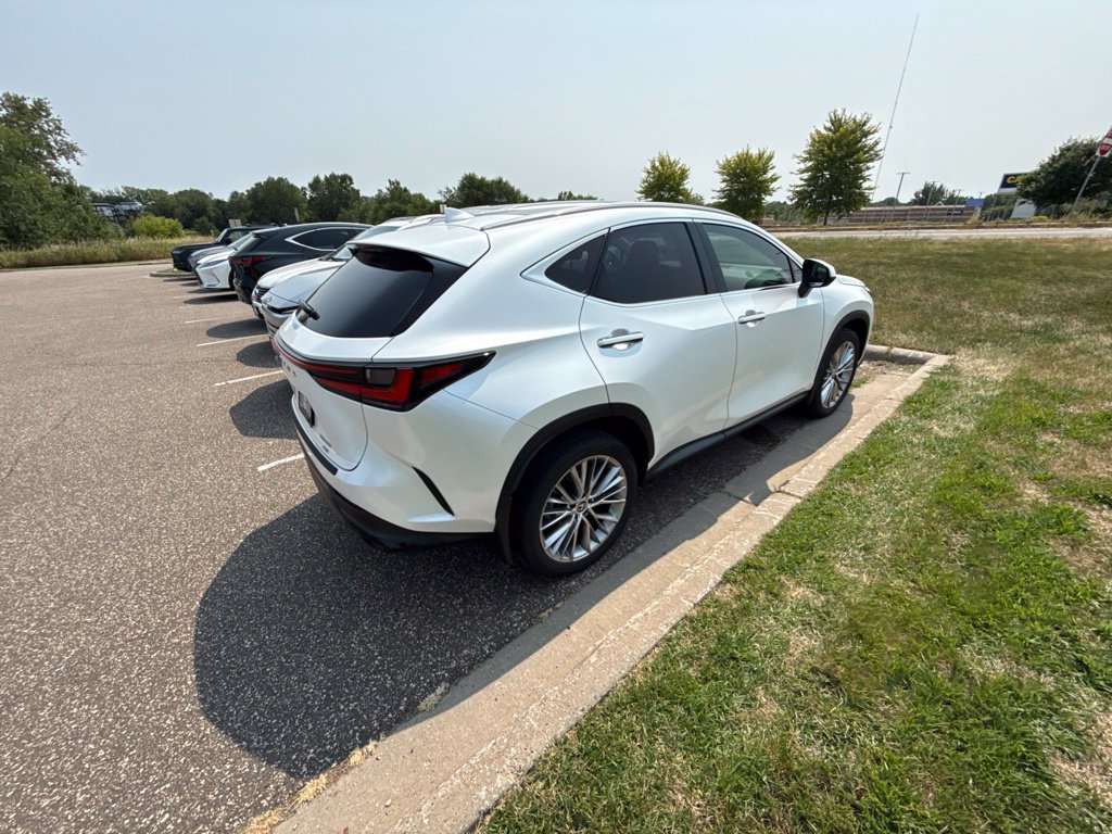 Used 2024 Lexus NX 350 AWD w/ Vision Package image 5